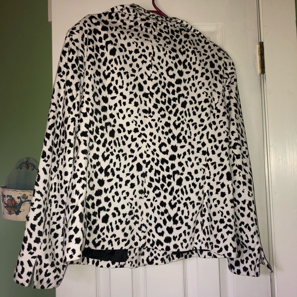 Neiman Marcus Velvet Blazer - Picture 4 of 7